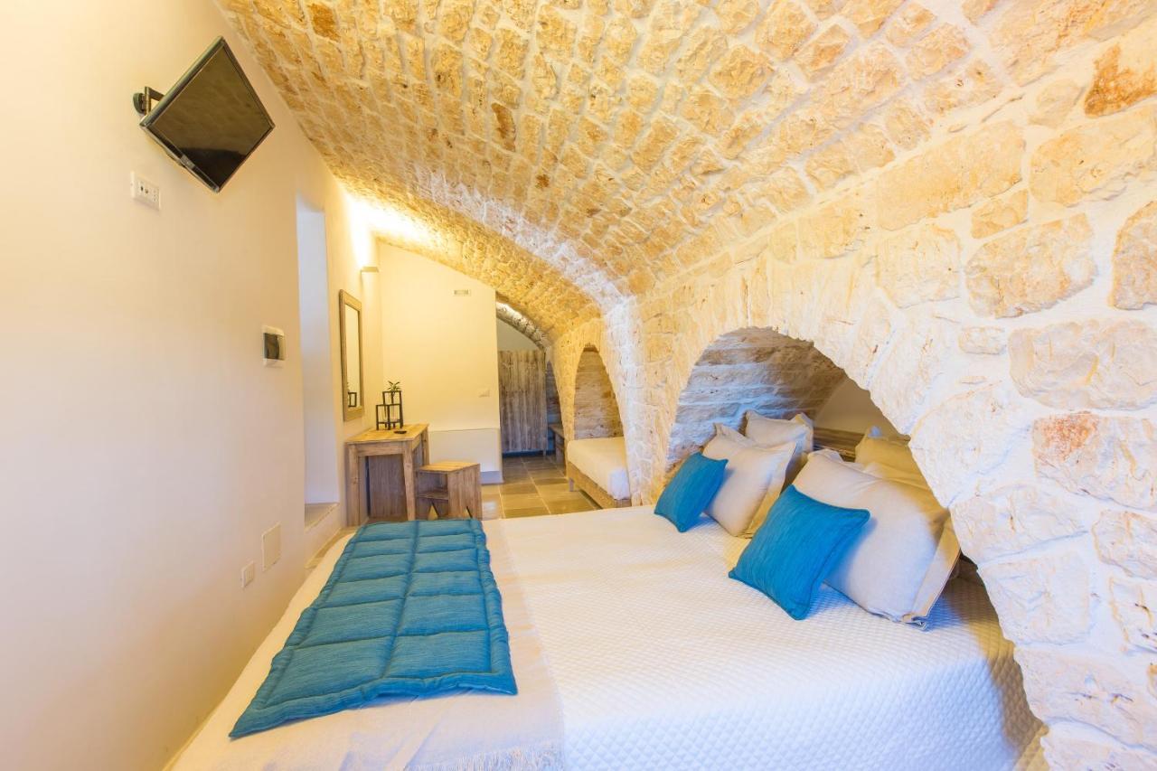 Masseria Castelluzzo Челье-Мессапика Экстерьер фото