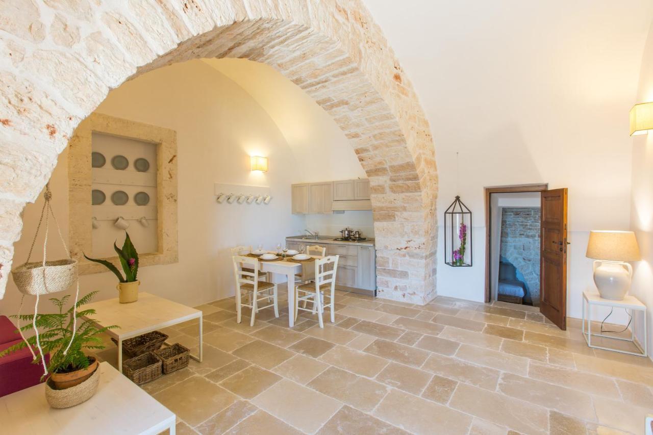 Masseria Castelluzzo Челье-Мессапика Экстерьер фото