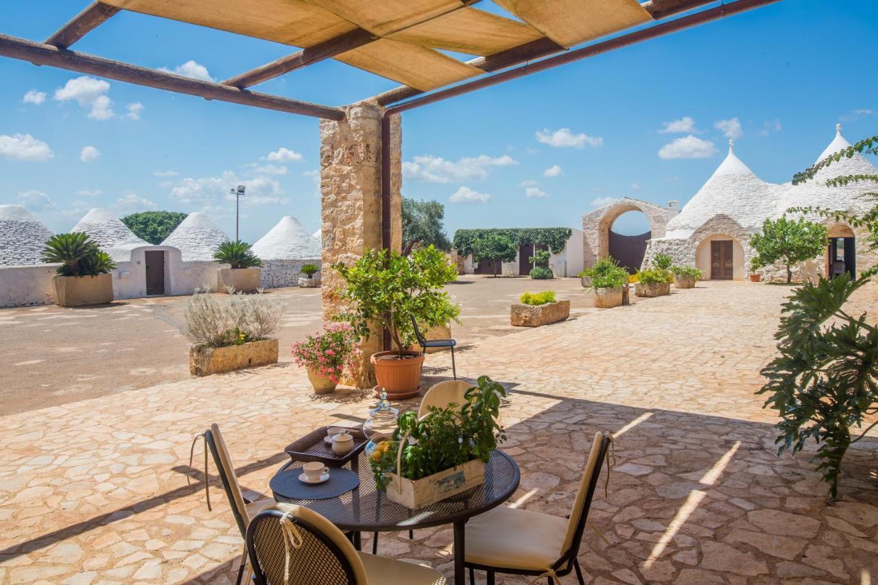 Masseria Castelluzzo Челье-Мессапика Экстерьер фото