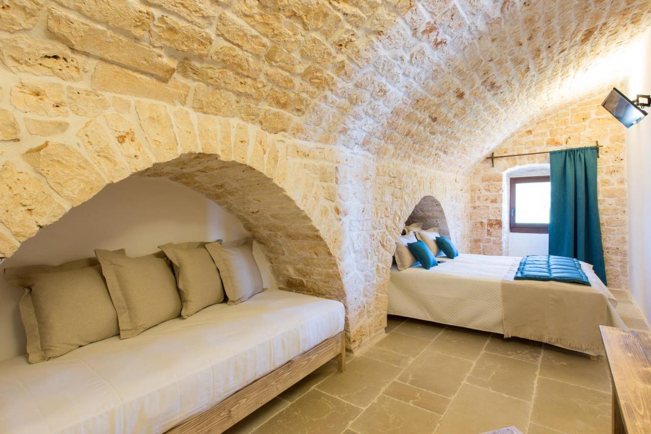 Masseria Castelluzzo Челье-Мессапика Экстерьер фото